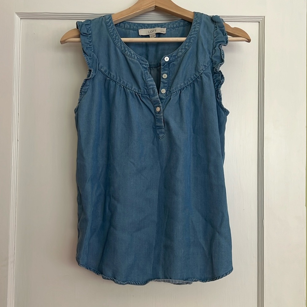 Loft Chambray Ruffle Sleeve half button down SP